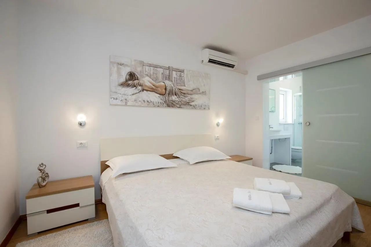 Villa Ruza Selina